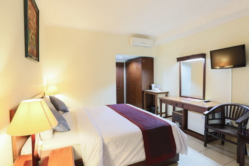 Reddoorz @ Raya Kuta Hotel Kuta Lombok Eksteriør billede