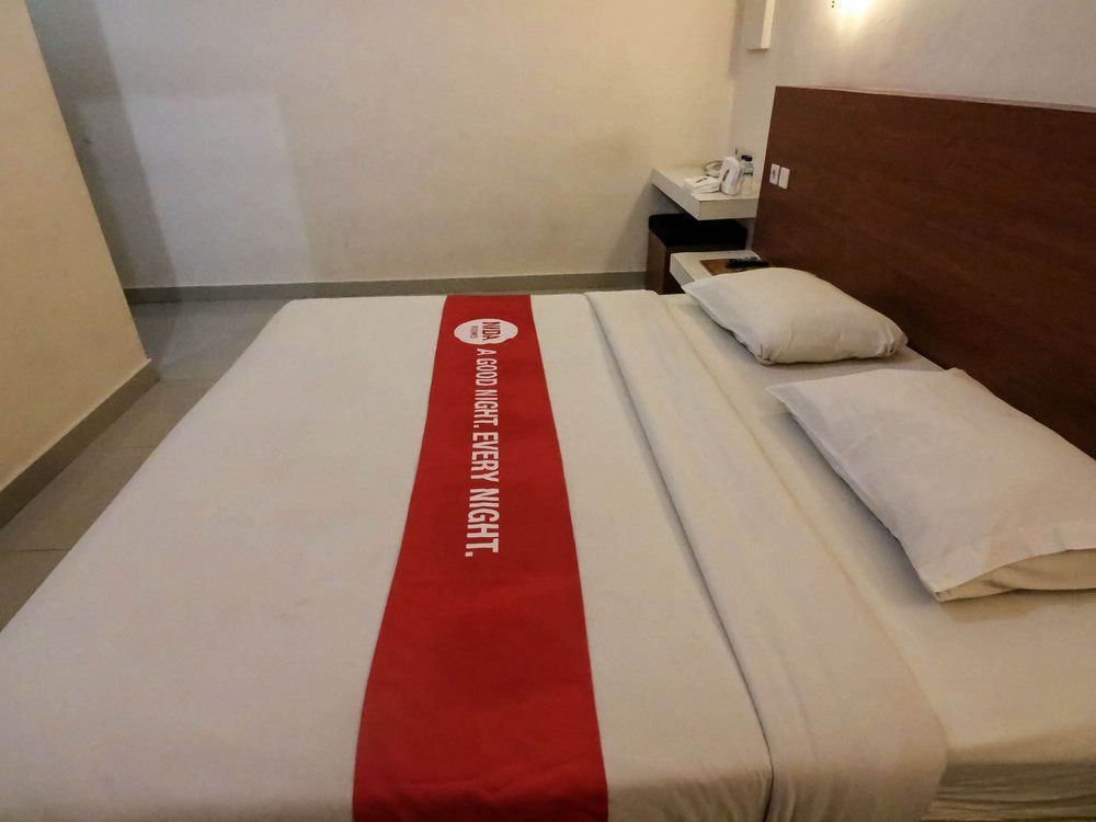 Reddoorz @ Raya Kuta Hotel Kuta Lombok Eksteriør billede