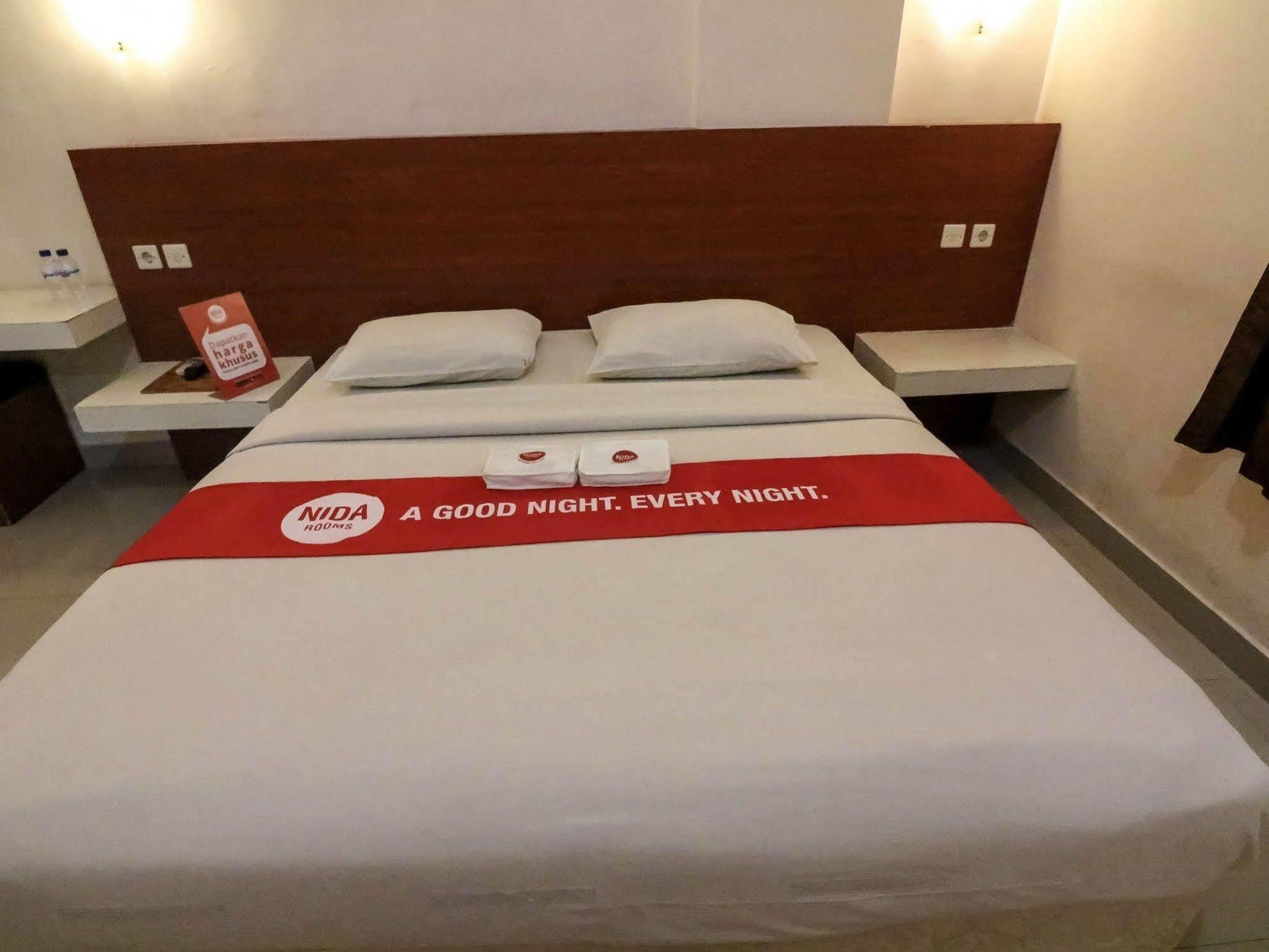 Reddoorz @ Raya Kuta Hotel Kuta Lombok Eksteriør billede